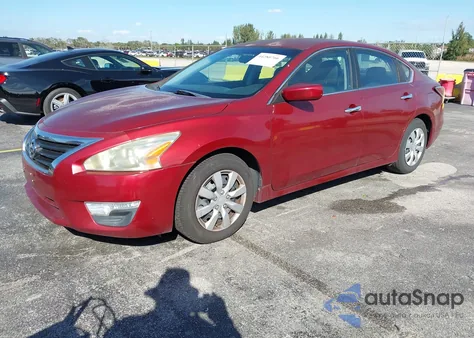 2015 Nissan Altima 2.5/2.5 S/2.5 Sl/2.5 Sv из США, поврежденный, VIN 1N4AL3AP9FC125794